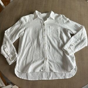 J. Crew large women’s crepe White Button-Up Shirt